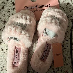 NWT - gorgeous pink and oh so plush fuzzy slipper slides by Juicy COUTURE size6